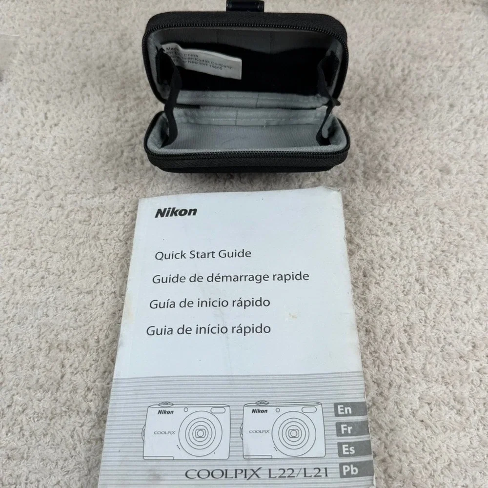 Nikon Coolpix L22 12.0MP Digital Camera Red Bundle with Box Case SD Card Works